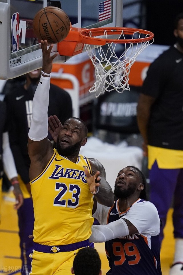 爱游戏体育-转折点！西汉姆临场应变，NBA季后赛清晨攻防权衡，引发热议，心理建设被强调的简单介绍