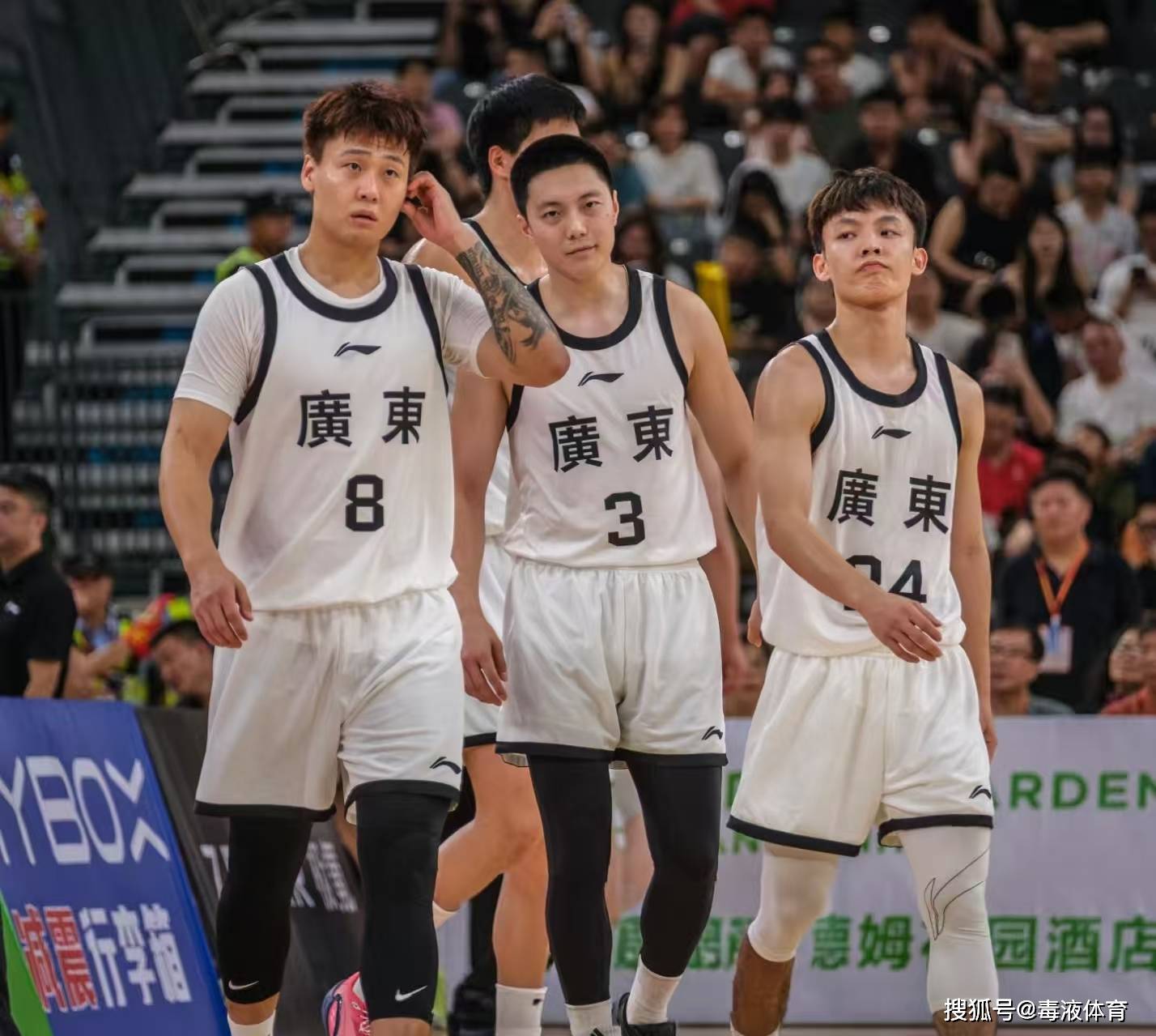 爱游戏体育-集结日体能课后；广东宏远遗憾出局备战CBA季后赛；信心回归；年轻球员得到机会的简单介绍