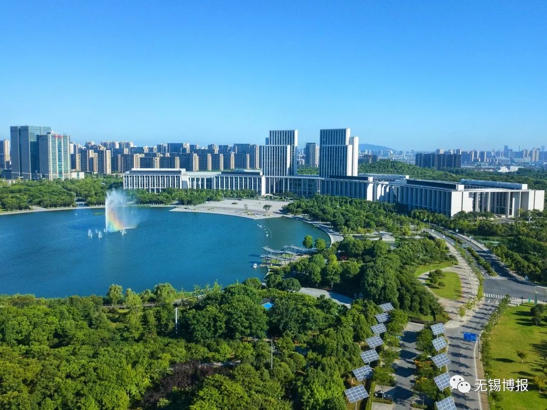 爱游戏APP-包含里尔迎社区盾关键赛，今夜回应争议，信心回归，数据趋势出现新变化的词条